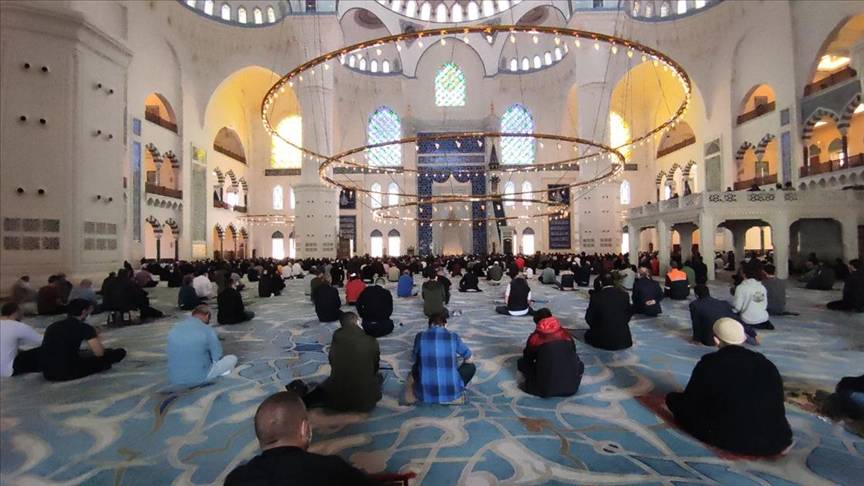 Diyanet açıkladı! 31 Ekim 2025 Cuma namazı saatleri: İstanbul, Ankara, İzmir’de cuma namazı vakitleri belli oldu 1